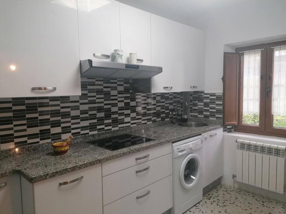 Apartamento En Casa Rural Con Amplio Jardin A 5 Min De La Playa Situacion Inmejorable La Riera  エクステリア 写真